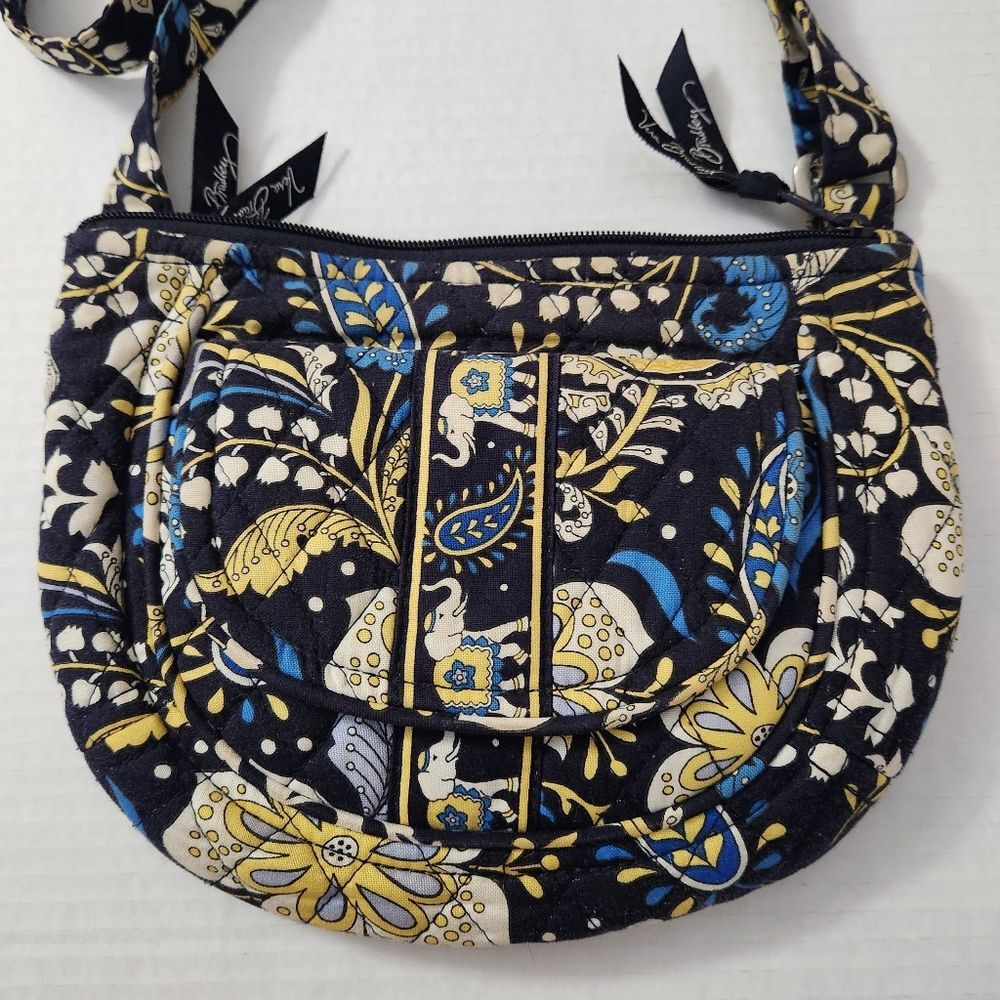 Retired 2012 Vera Bradley, Ellie Blue, Crossbody Hipster Bag. Zippers/Pockets. - Picture 3 of 8
